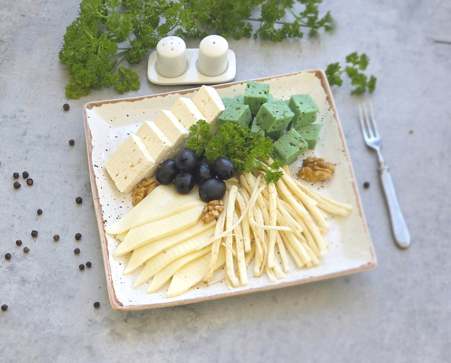  Ассорти кавказких сыров <br>